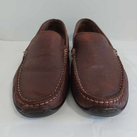 Tommy Bahama Other - Tommy Bahama men's orion leather slip-on  loafers Brown size 9.5m